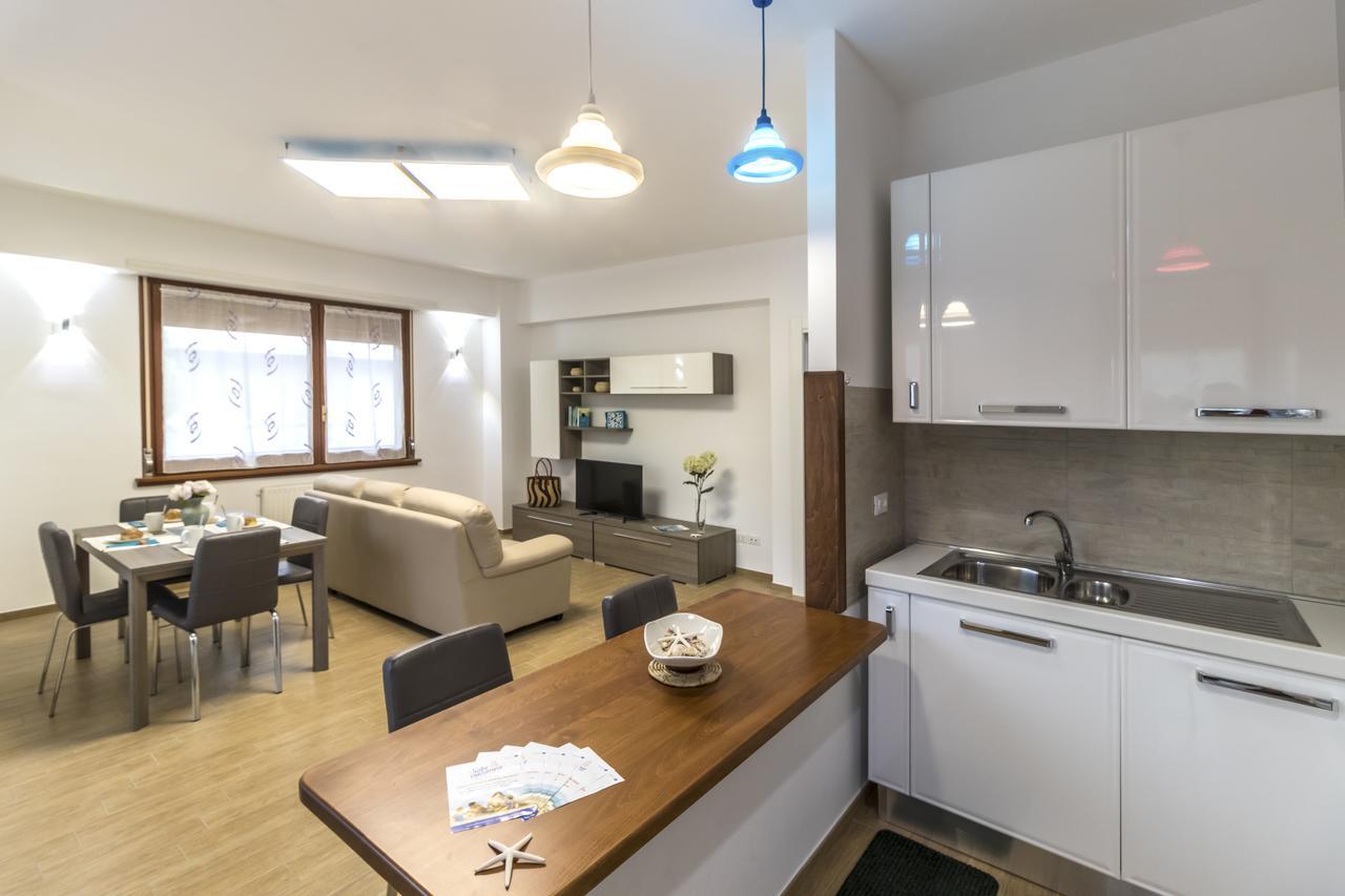 Zaffiro Luxury Silvi Vacanza Silvi Marina Buitenkant foto