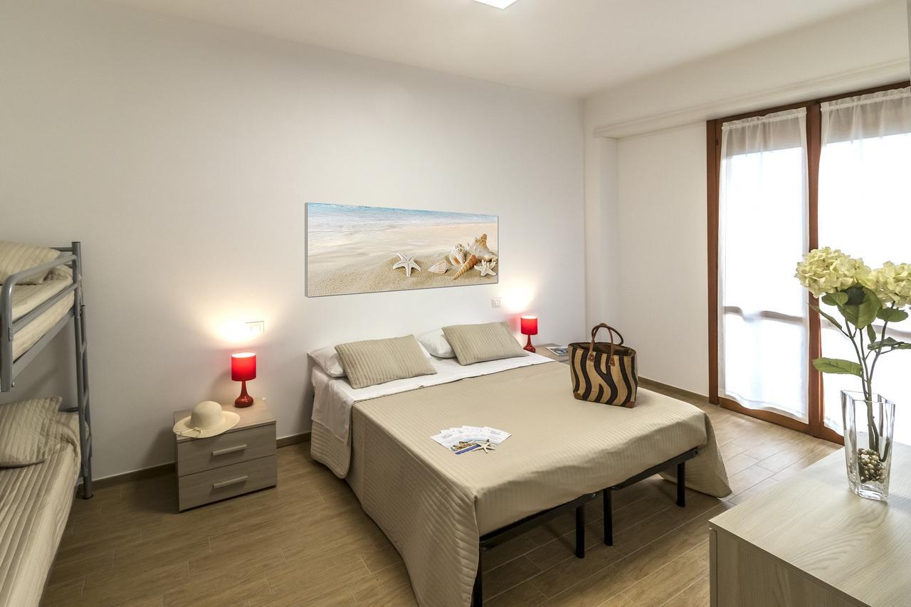 Zaffiro Luxury Silvi Vacanza Silvi Marina Buitenkant foto