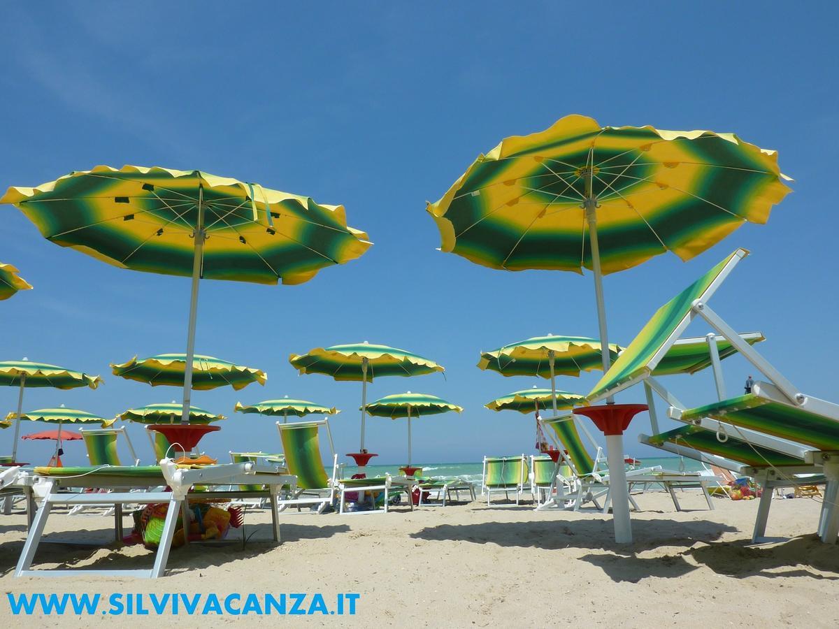 Zaffiro Luxury Silvi Vacanza Silvi Marina Buitenkant foto